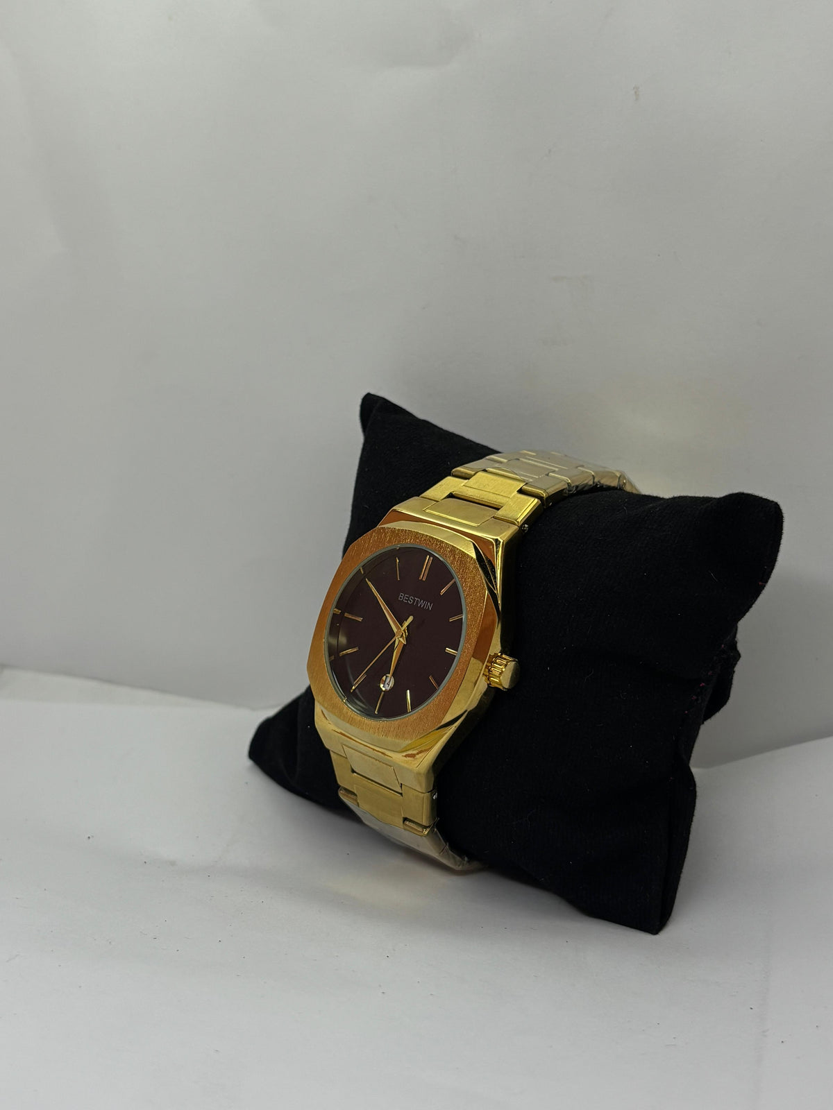 Bestwin Gold watch Original