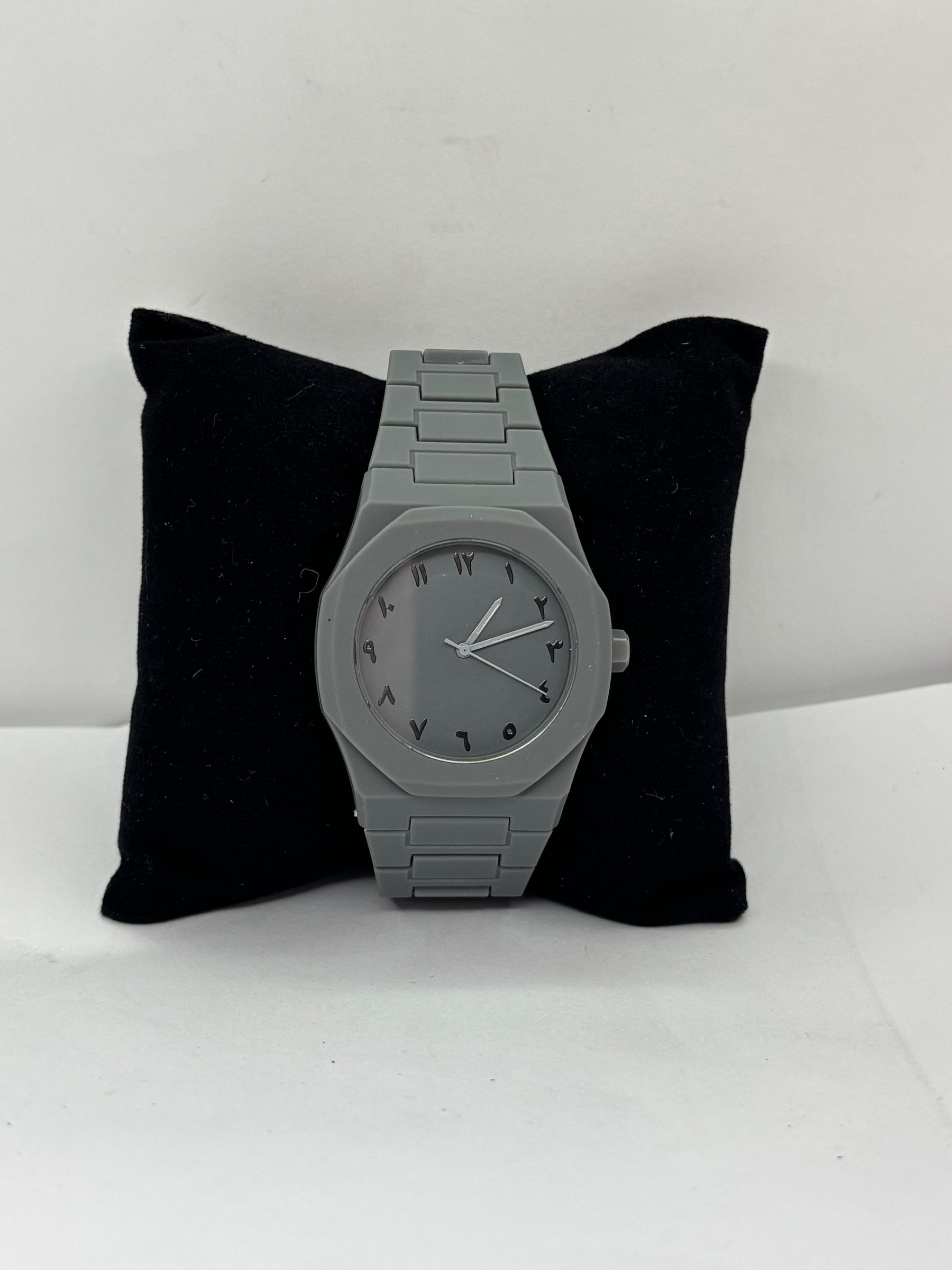 ARABIC UNIQUE GREY AURA WATCH ✨